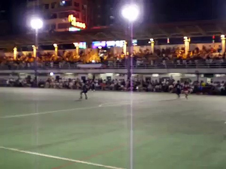 南華在麥花臣踢小型足球 South China play 7 people football at Mong Kok 6
