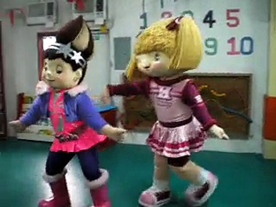 Jollibee, Hetty and Twirlie visits Building Blocks Learning Center