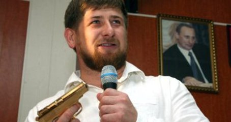 Kremlin'den Kadirov Açıklaması: Önce Görevinin Sona Ermesini Bekleyin