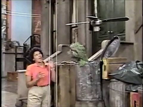 Classic Sesame Street - Oscars Grouch Fan