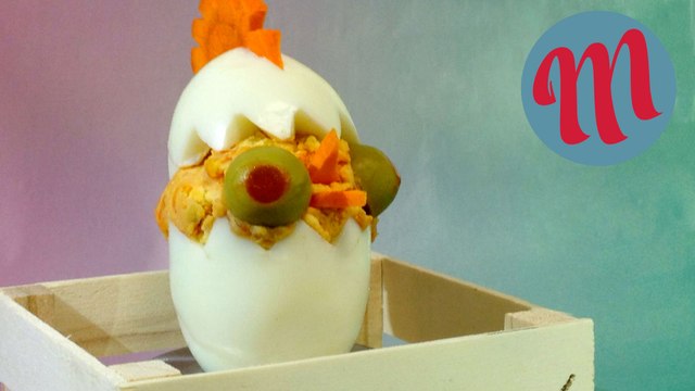 Huevos rellenos con forma de pollito Receta fácil para niños