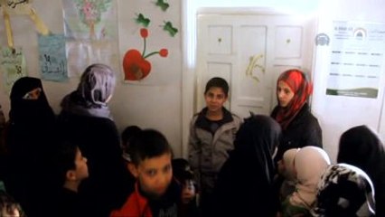 900 Suriyeli Yetime, Ayakkabı ve Oyuncak Hediye Edildi