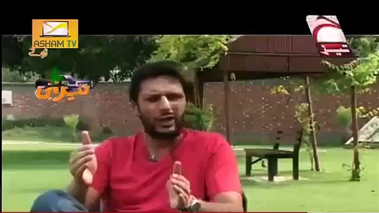 New Tezabi Totay Boom Boom Afridi Interview Funny Punjabi Dubbing -