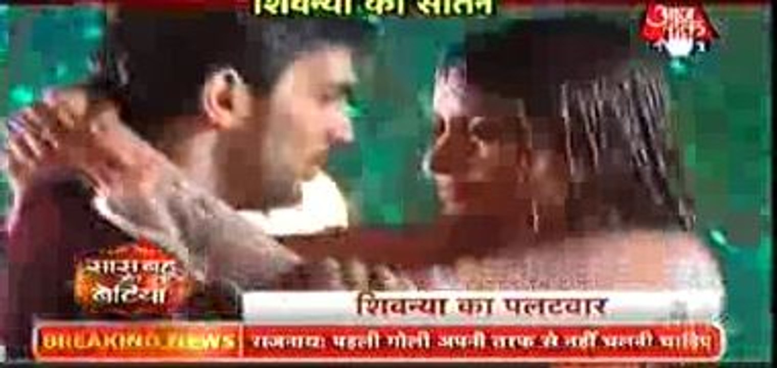 Naagin 28th February 2016 Mayuri Aur Ritik Ne Romance Ki Saare Hade Kari Paar