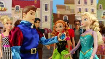 Elsa Freezes Hans After Stealing the Arendelle Diamond before he Runs Away . DisneyToysFan