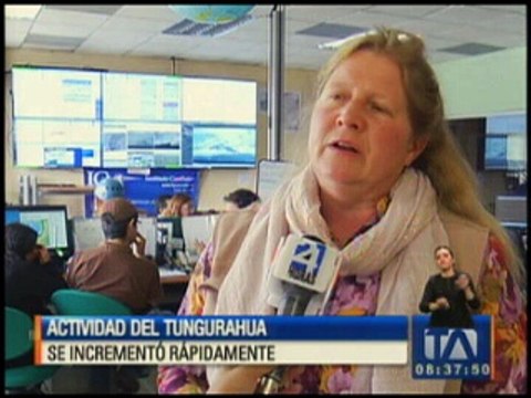 La actividad del volcán Tungurahua se incrementó rápidamente