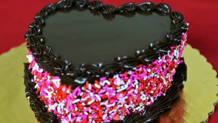 Red Velvet Mousse Cakes