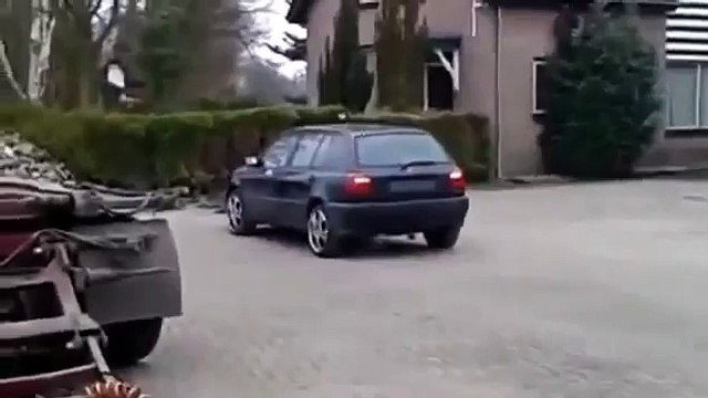 Как снять двигатель с автомобиля за пару секунд 6 sec