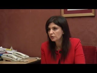 Intervista e plotë e Jozefina Topallit në Report TV