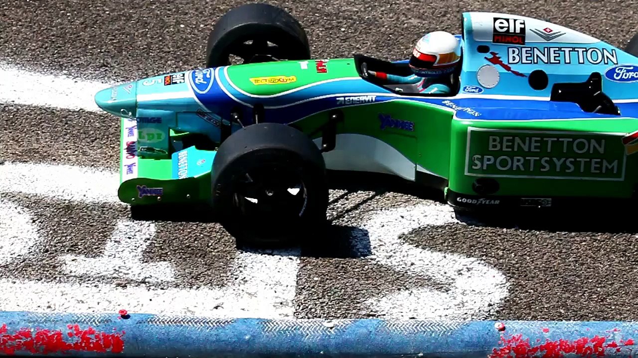 VHRC - 1/4 RC Model: The big scale Yankee Formula 1
