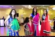 Desi Girls Dancing In Wedding - Mehandi