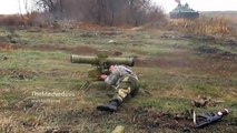Ополченцы ДНР стреляют из ПТУР / Militias fired from antitank guided missile