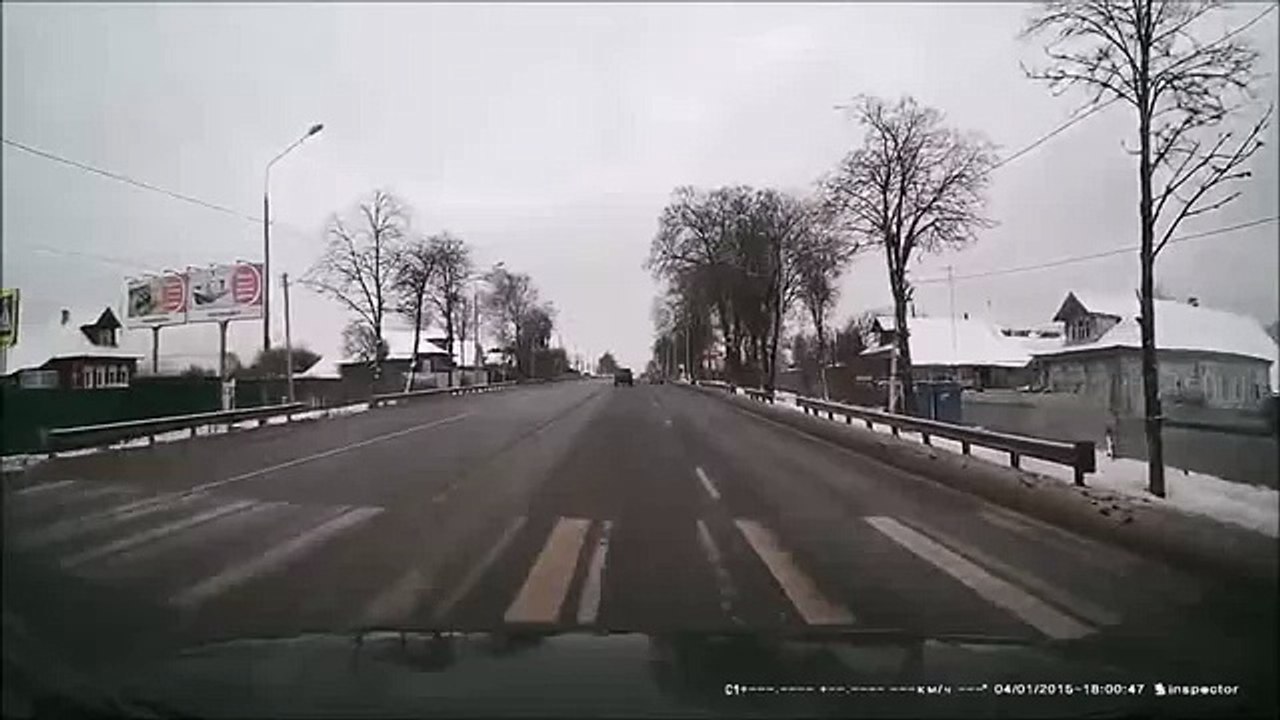 Кто таким придуркам права выдает?