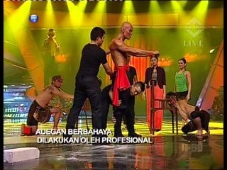 Deddy Corbuzier Strong Man Act