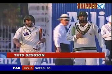 Shahid Afridi 156 off 78 Balls (9 sixes & 13 fours) in Test Match vs India (2005)