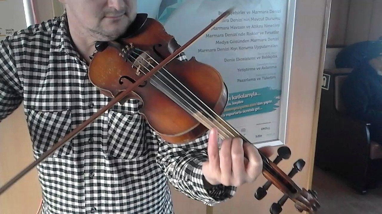 istanbul bostancı caddebostan kemancı