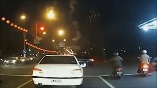 Car Crash Complation Accidents serious and impressive Motorcycle Crash
