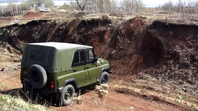 Toyota Hilux vs UAZ Patriot vs Hyundai Santa Fe vs UAZ 469 Off road 4x4