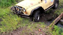 Mud Trucks 4x4 Extreme Mud Bogging in CRAZY MUD BOG