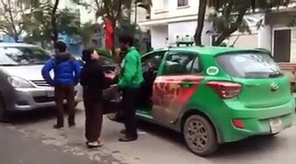 Biến: Dòng máu anh hùng có khác nhưng tết nhất rồi 1 sự nhịn 9 sự lành