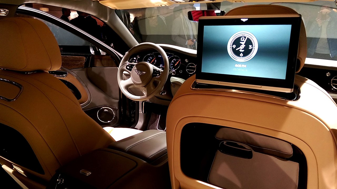 Interior del Bentley Mulsanne EWB del Salón de Ginebra