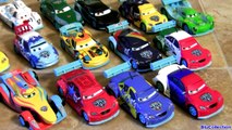 16 CARS Ultimate Ice Racers Diecast Collection Disney Pixar Juguete de Coches Derrapes sobre Hielo