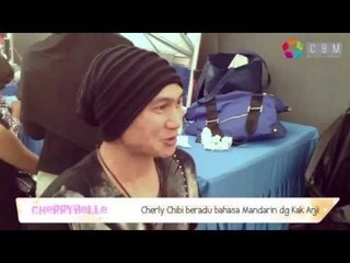 Siapakah personil Cherrybelle yang mahir berbahasa Mandarin?