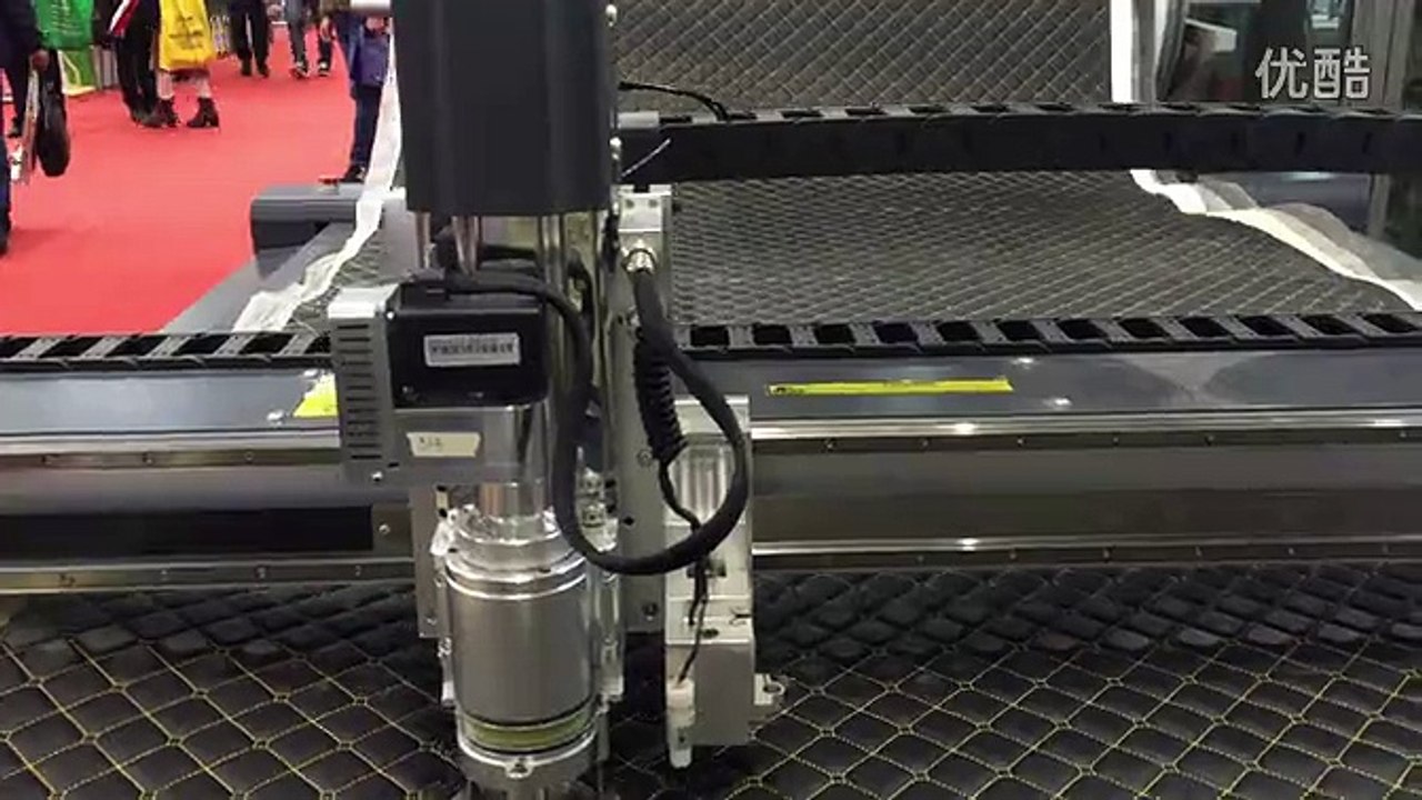 aokecut@163.com car floor mat cushion automotive interior cutting machine