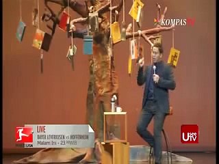 Stand Up Comedy Pandji Pragiwaksono - Mesakke Bangsaku part 8