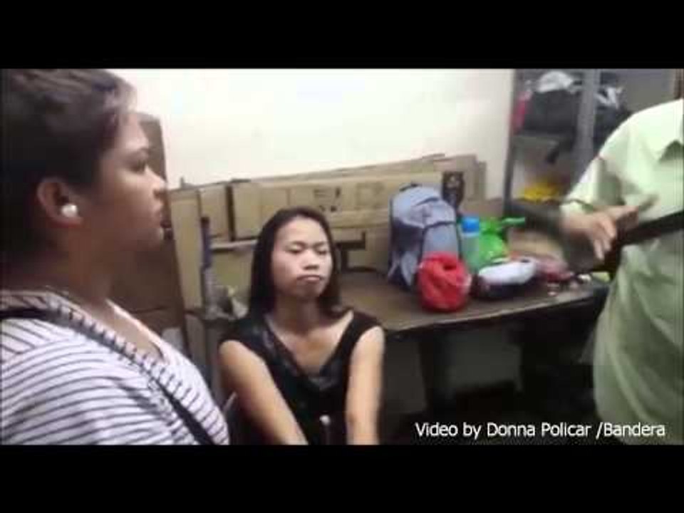 3-way catfight stops MRT