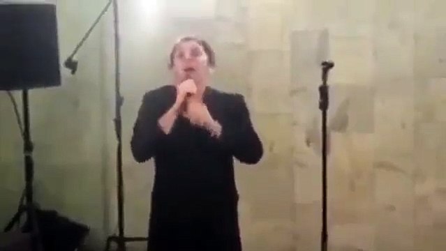 Григории Лепс устроил концерт в московском метро