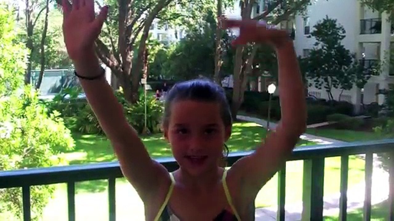 Handstand Shoulder Touch Challenge   Acroanna