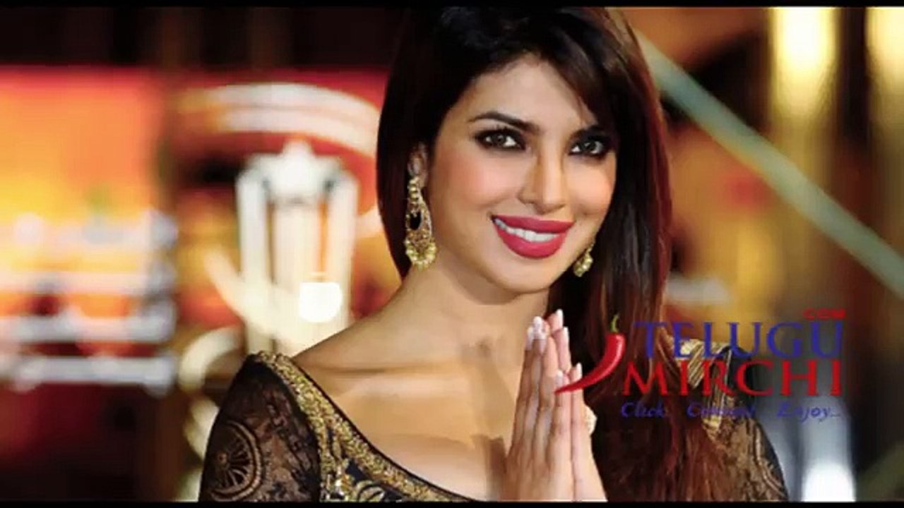 Parineeti Chopra's reaction to Priyanka Chopra's Success (FULL HD)