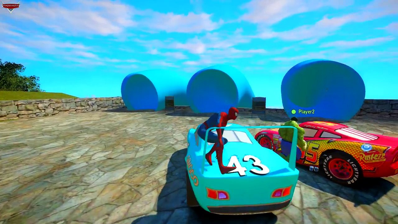 Spider Man Hulk driving Dinoco King 43 Lightning McQueen Disney pixar cars maple valley raceway