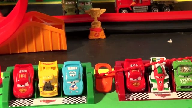 Disney Pixar Cars2 , Riplash Racer Rematch with Lightning McQueen and Francesco Bernoulli with Funny