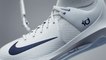 Nike a attaché des chaussettes aux baskets de Kevin Durant !!