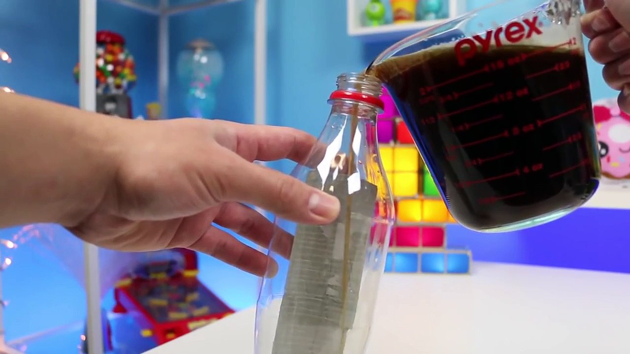 How to Make HUGE Gummy Coca Cola Bottle Shape Jelly Dessert Easy DIY Gummy Soda Jello!