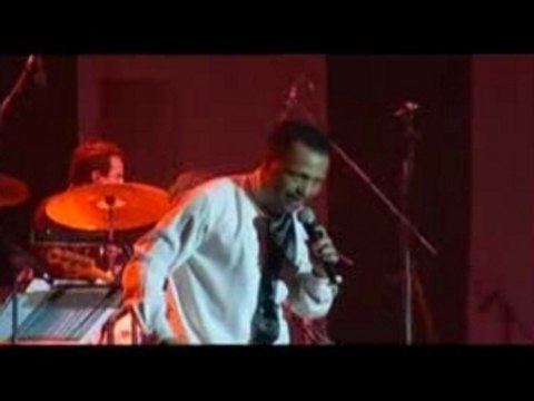 Tavares - Don´t take away the music