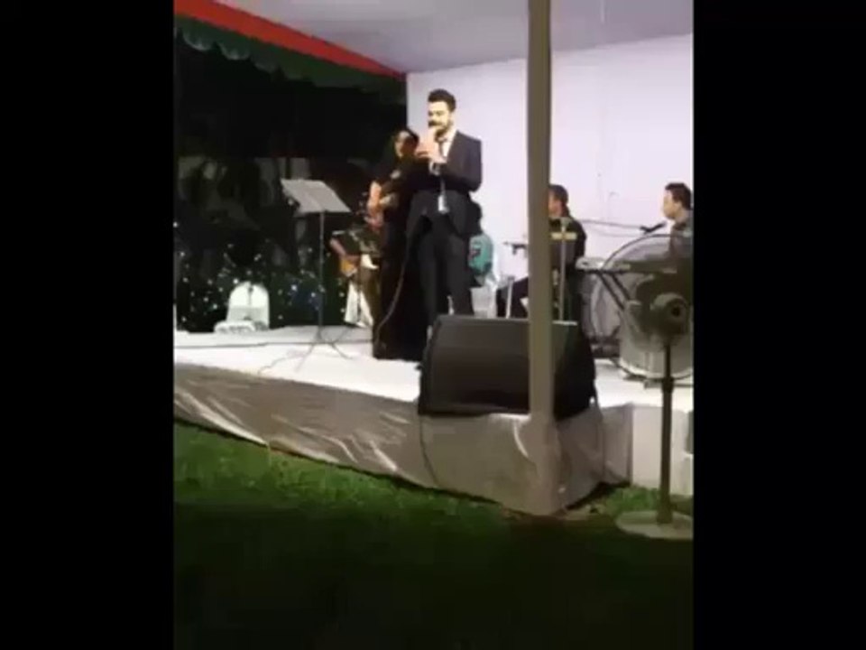 Watch Virat Kohli Melodious Song in a Marriage Party