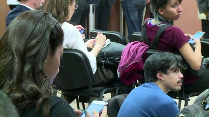 La debilitada Pemex postergará inversiones