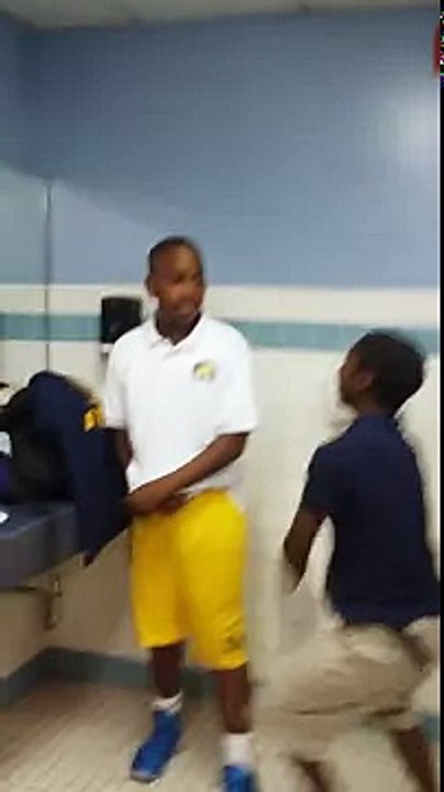 These funny kids cracking on each other at school
