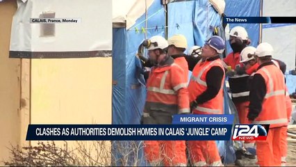 Migrants storm Greece-Macedonia border fence