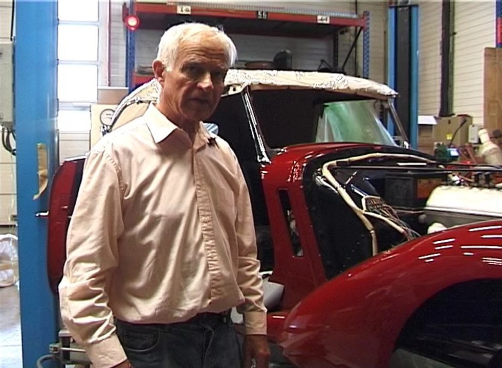 Renaissance d'un cabriolet "Talbot Lago spécial T 150C" de 1939