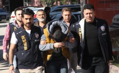 Savunmları 'Yok Artık' Dedirtti! Baba-Oğul 160 Bin Kişiyi Dolandırdırdılar