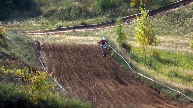 Мото-кросс.