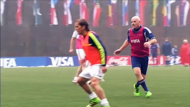 FIFA - Infantino chausse les crampons