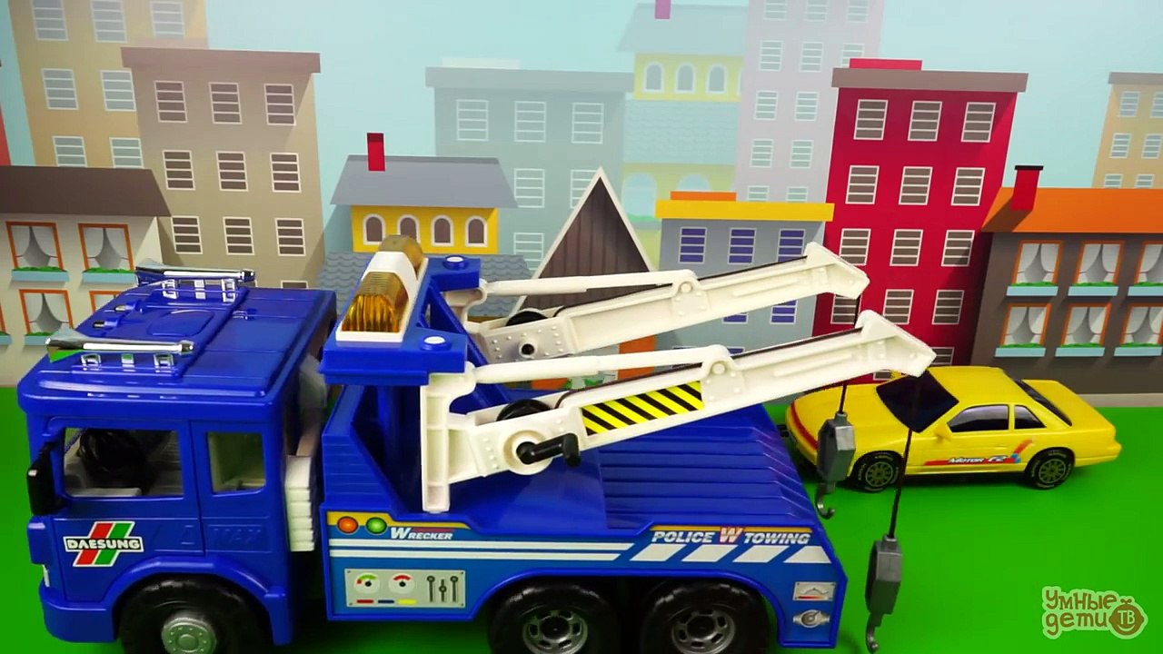 Машинки для детей. Зачем нужны Эвакуаторы. Полезные игрушки для детей. Развивающее видео о машинах