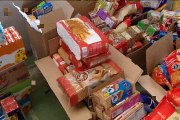 Συνεχίζεται η  συγκέντρωση τροφίμων για τους πρόσφυγες στην Λαμία