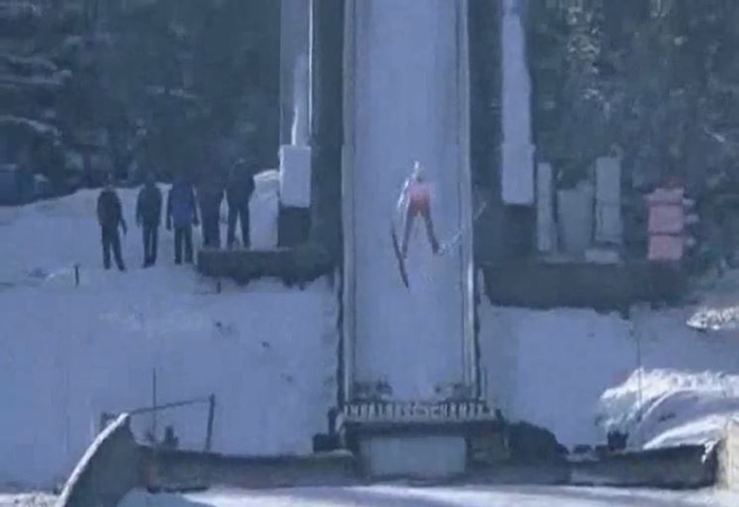 Saut à ski: la gamelle magistrale