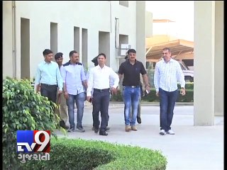ATS nabs man with 1.3 kg of brown sugar worth Rs 2.62 crore, Ahmedabad - Tv9 Gujarati